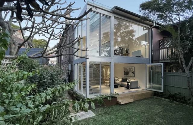 S111A HOUSE - Image 2