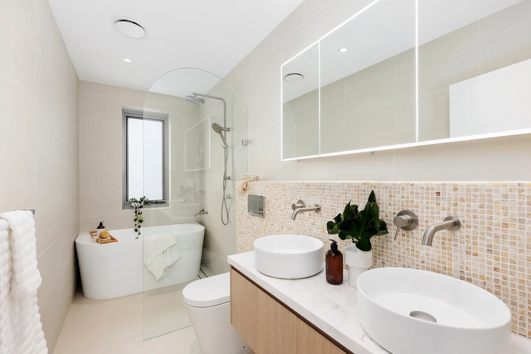 S111A HOUSE - Image 5